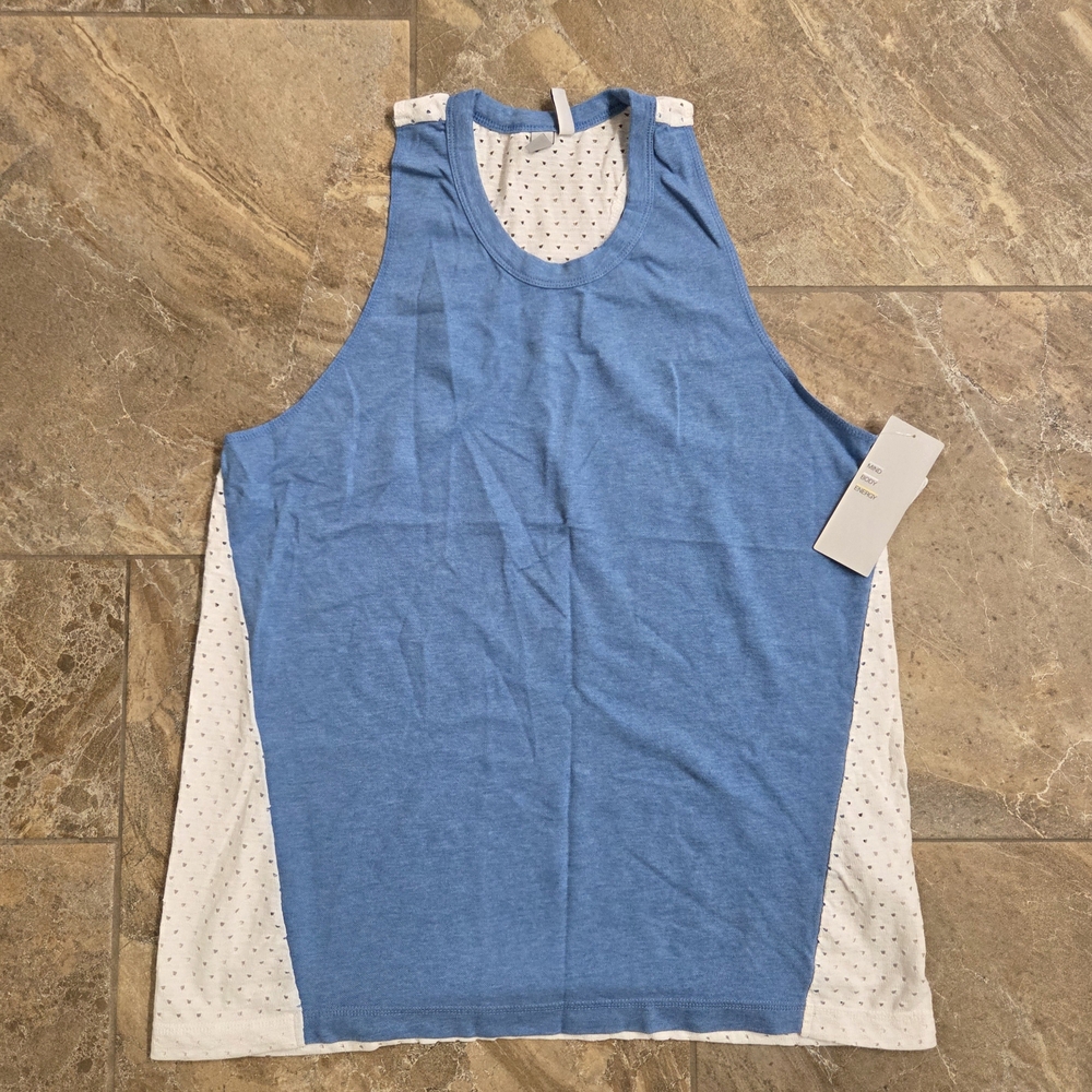 NWT Zella Blue and White Textured‎ Tank Top Size XL Racer Back Air Vents
